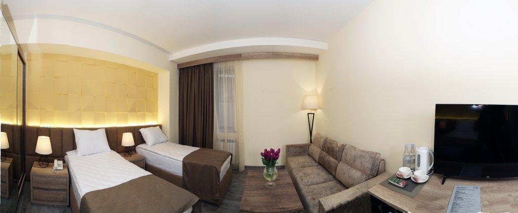 Mandarin Hotel Jerevan Exteriér fotografie